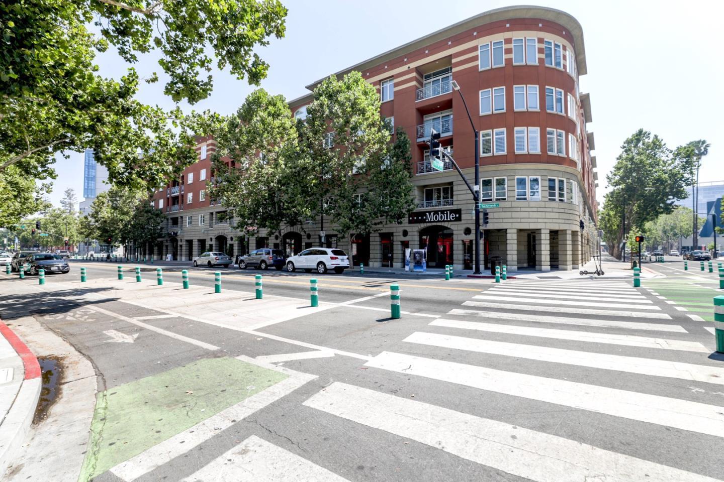 Detail Gallery Image 3 of 32 For 130 E San Fernando St #325,  San Jose,  CA 95112 - 2 Beds | 2 Baths