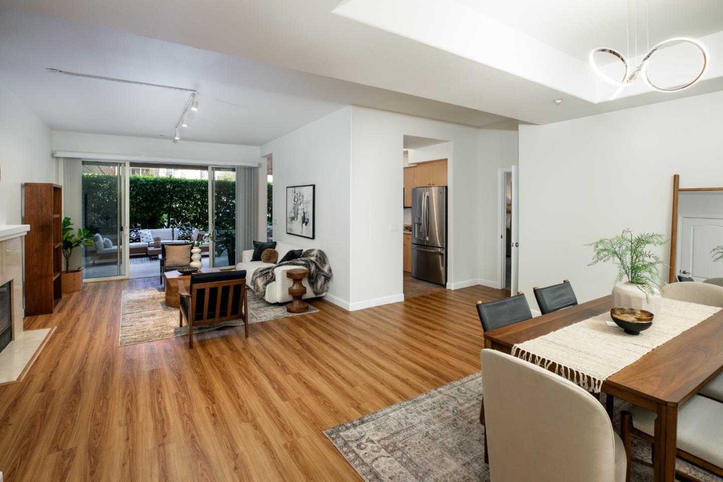 Detail Gallery Image 8 of 32 For 130 E San Fernando St #325,  San Jose,  CA 95112 - 2 Beds | 2 Baths