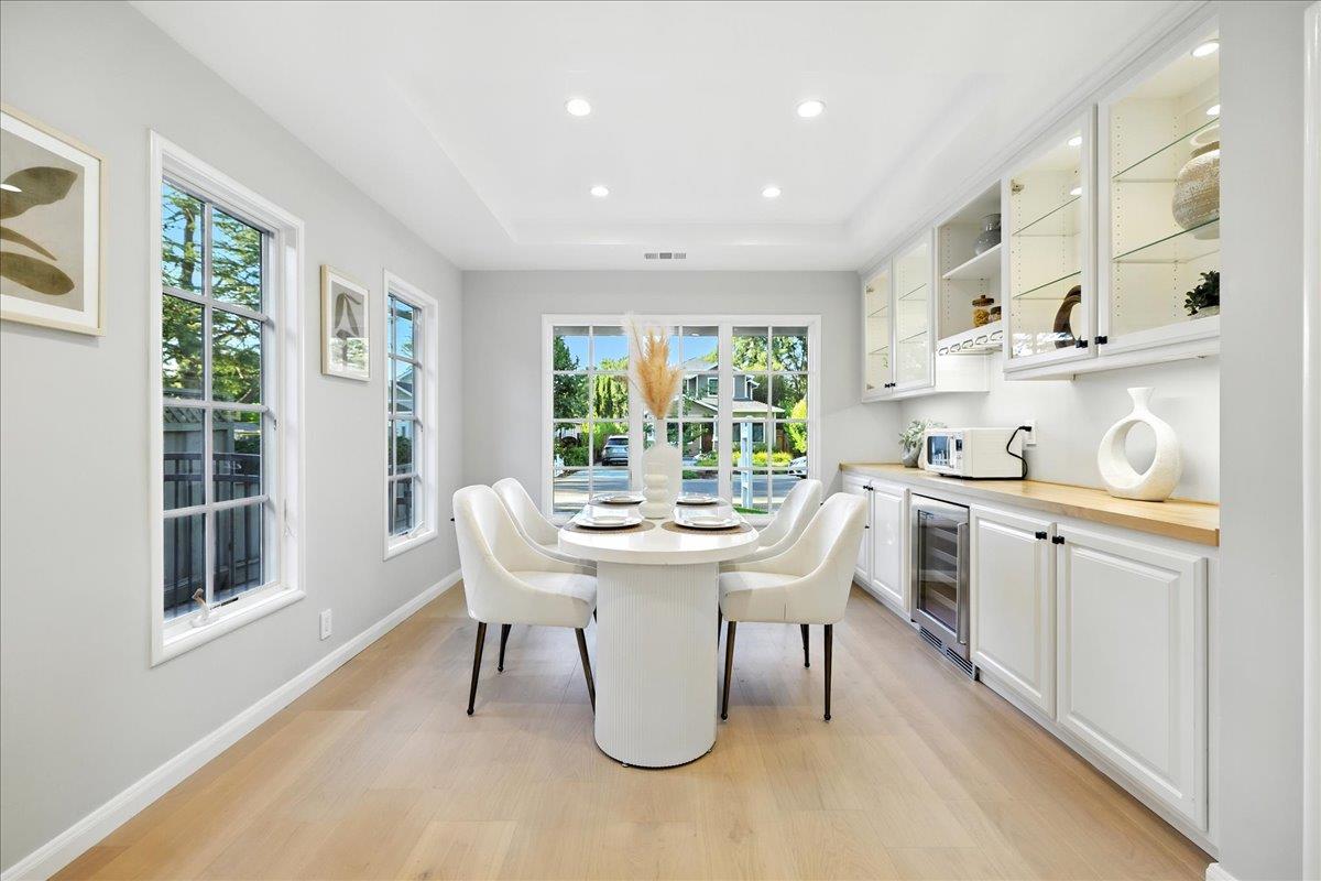 Detail Gallery Image 19 of 70 For 162 Del Monte Ave, Los Altos,  CA 94022 - 3 Beds | 2 Baths
