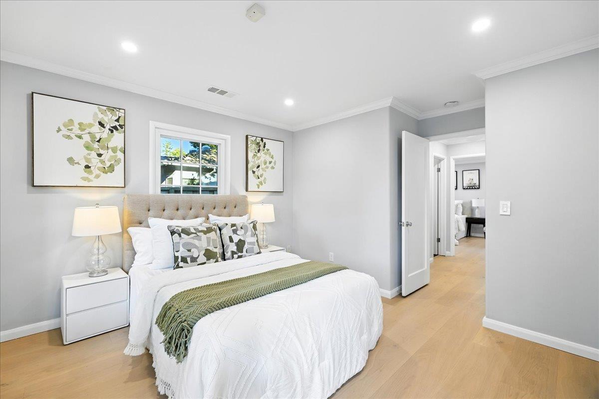 Detail Gallery Image 31 of 70 For 162 Del Monte Ave, Los Altos,  CA 94022 - 3 Beds | 2 Baths
