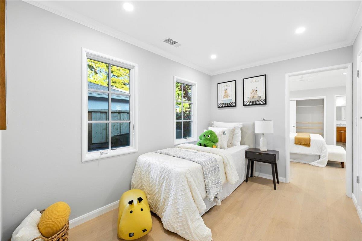 Detail Gallery Image 42 of 70 For 162 Del Monte Ave, Los Altos,  CA 94022 - 3 Beds | 2 Baths