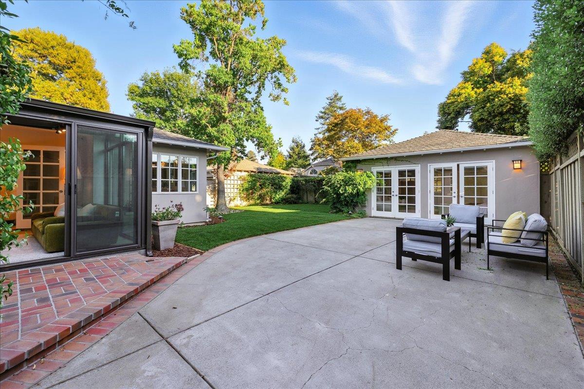 Detail Gallery Image 62 of 70 For 162 Del Monte Ave, Los Altos,  CA 94022 - 3 Beds | 2 Baths