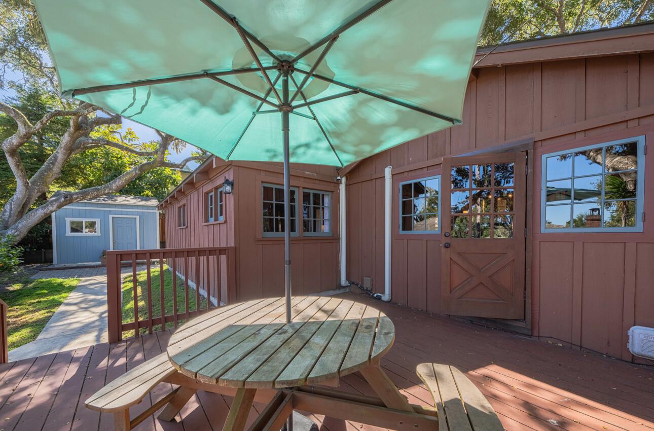 Detail Gallery Image 13 of 39 For 1034 Hillside Ave, Pacific Grove,  CA 93950 - 2 Beds | 2 Baths