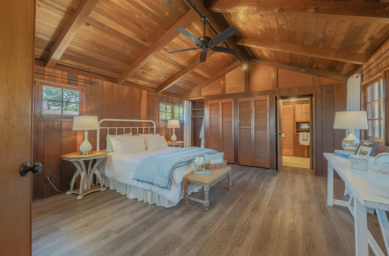 Detail Gallery Image 21 of 39 For 1034 Hillside Ave, Pacific Grove,  CA 93950 - 2 Beds | 2 Baths