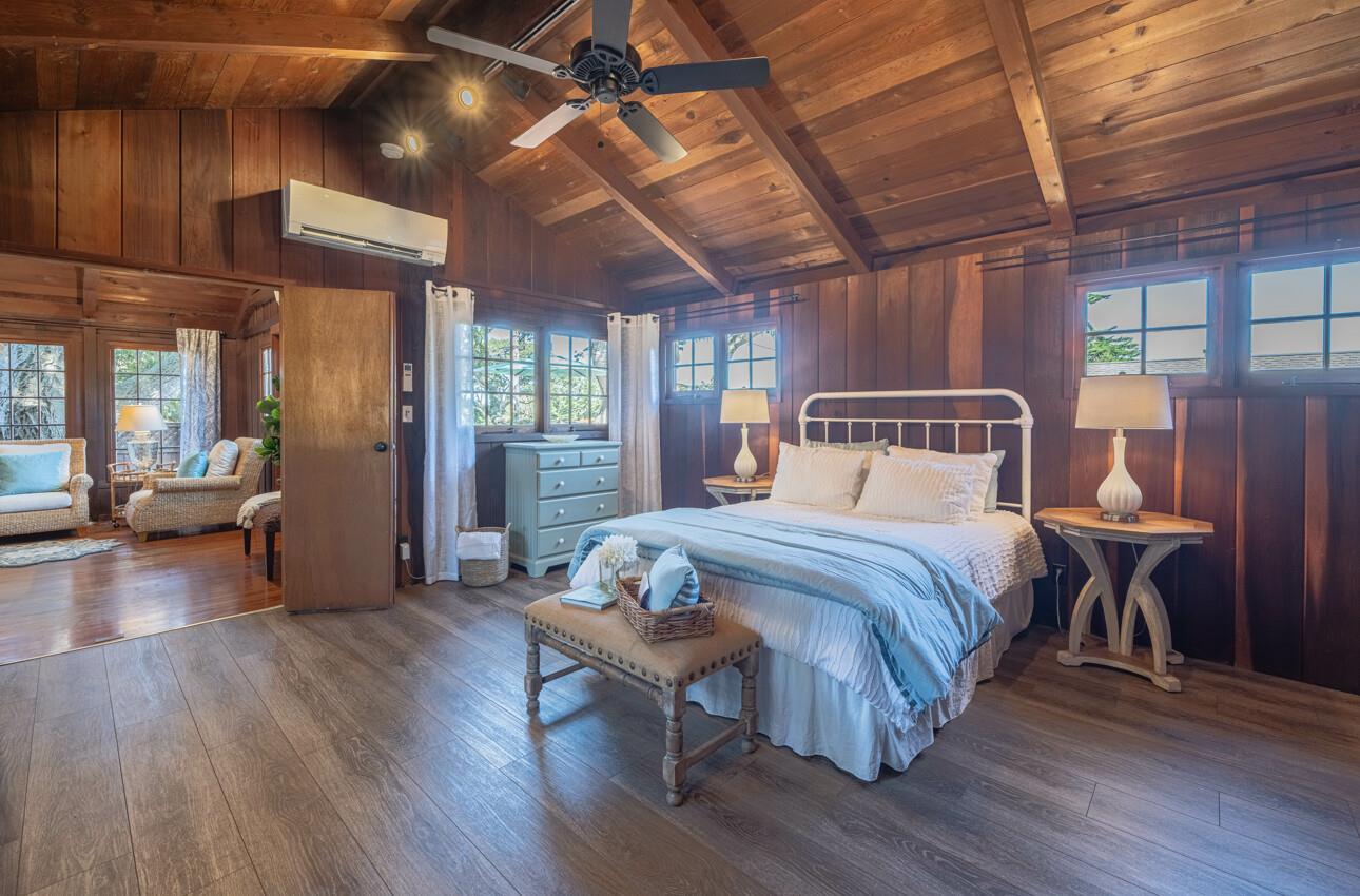 Detail Gallery Image 22 of 39 For 1034 Hillside Ave, Pacific Grove,  CA 93950 - 2 Beds | 2 Baths