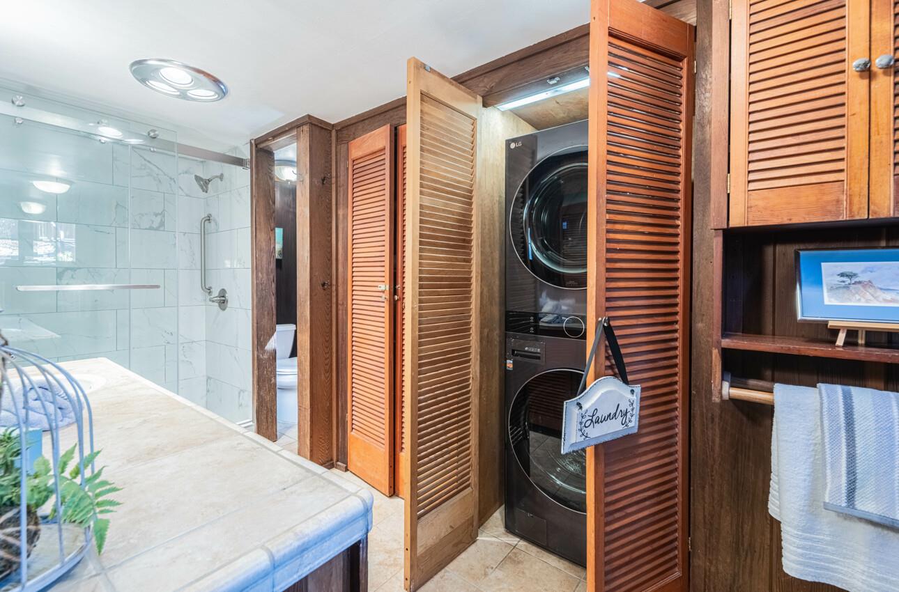 Detail Gallery Image 27 of 39 For 1034 Hillside Ave, Pacific Grove,  CA 93950 - 2 Beds | 2 Baths