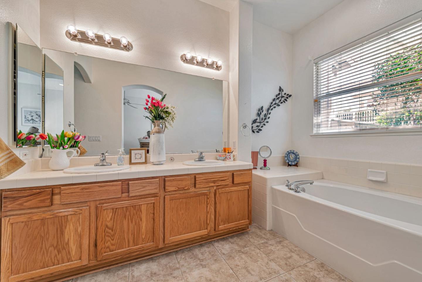 Detail Gallery Image 34 of 46 For 2010 Carignan Way, San Jose,  CA 95135 - 2 Beds | 2 Baths
