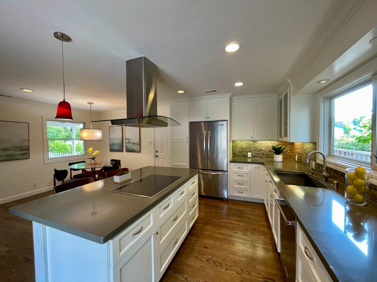 Detail Gallery Image 15 of 32 For 6863 Devon Way, San Jose,  CA 95129 - 3 Beds | 2 Baths