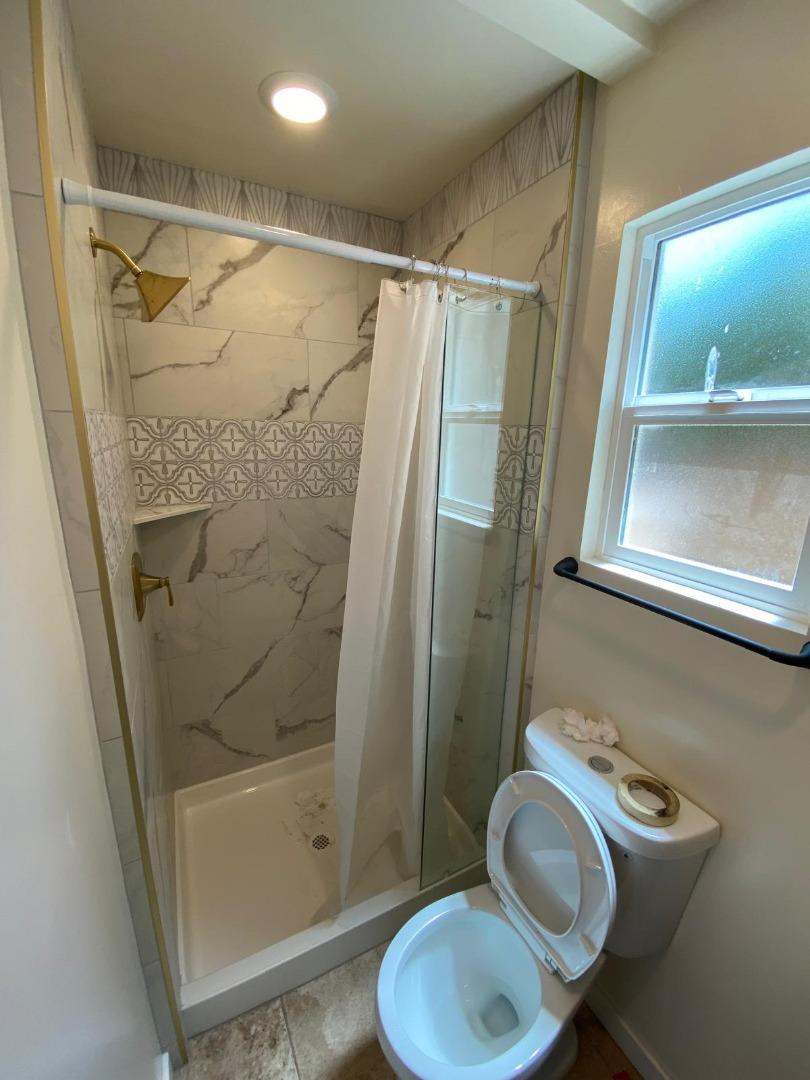 Detail Gallery Image 16 of 17 For 3500 a Portola Dr, Santa Cruz,  CA 95062 - 1 Beds | 1 Baths