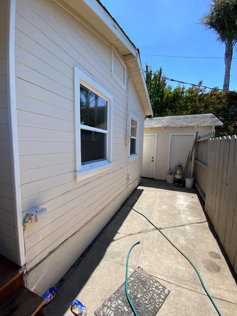Detail Gallery Image 3 of 17 For 3500 a Portola Dr, Santa Cruz,  CA 95062 - 1 Beds | 1 Baths