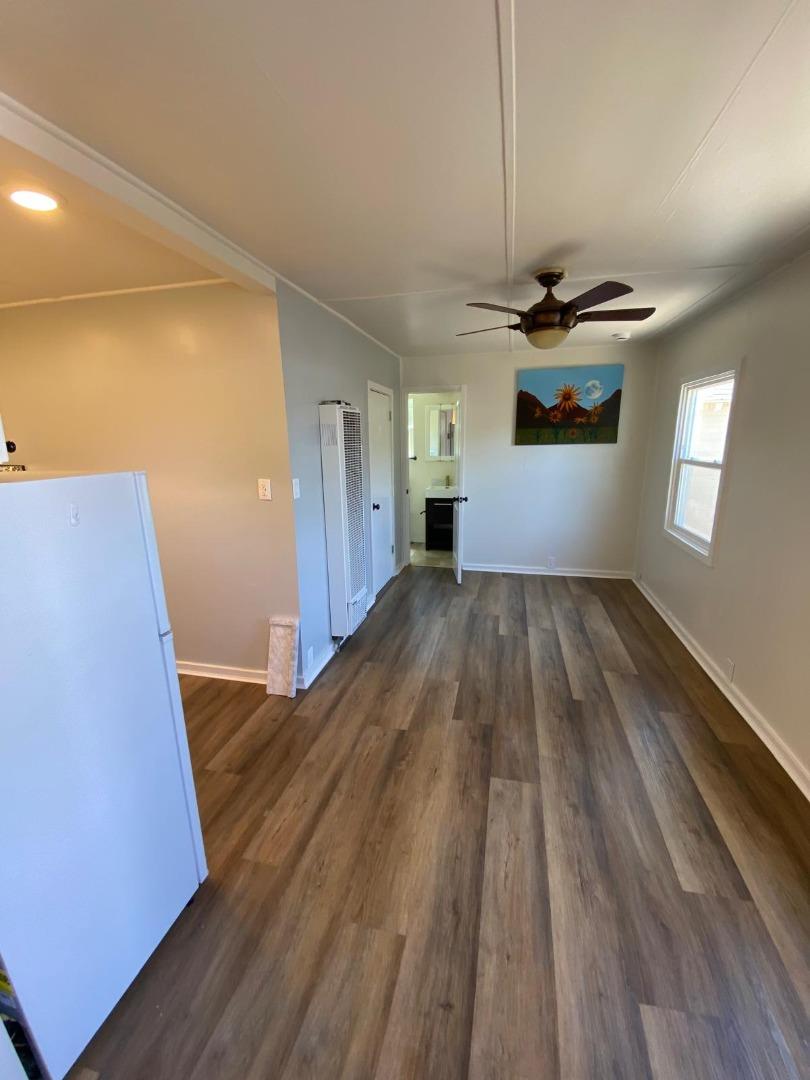 Detail Gallery Image 4 of 17 For 3500 a Portola Dr, Santa Cruz,  CA 95062 - 1 Beds | 1 Baths