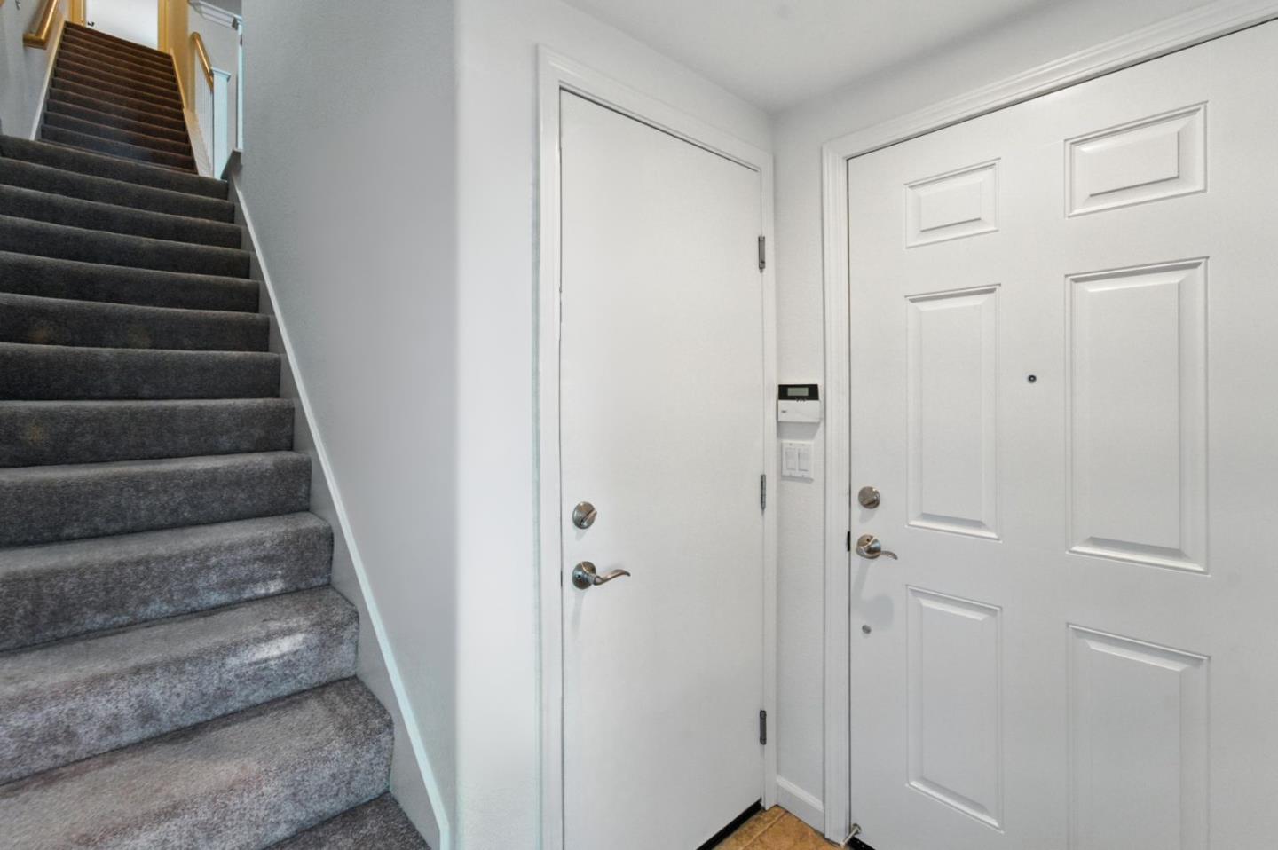 Detail Gallery Image 24 of 36 For 2067 Sonador, San Jose,  CA 95128 - 3 Beds | 2 Baths