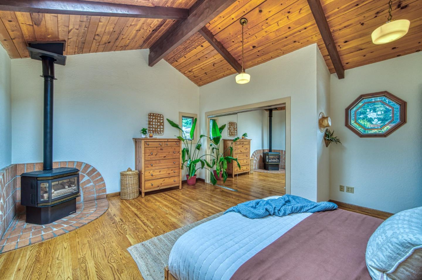Detail Gallery Image 18 of 47 For 9013 Rhodes Ave, Aptos,  CA 95003 - 2 Beds | 1/1 Baths