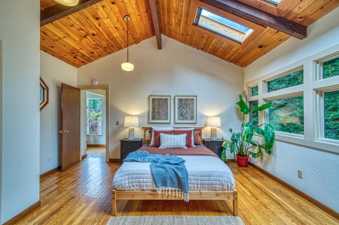 Detail Gallery Image 19 of 47 For 9013 Rhodes Ave, Aptos,  CA 95003 - 2 Beds | 1/1 Baths