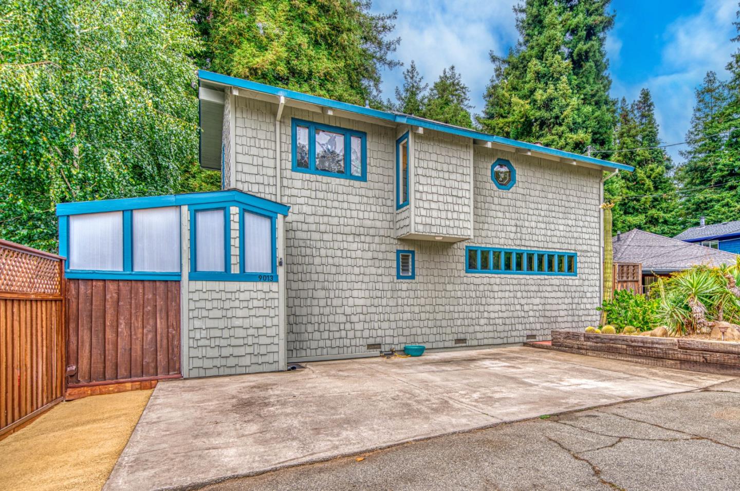 Detail Gallery Image 3 of 47 For 9013 Rhodes Ave, Aptos,  CA 95003 - 2 Beds | 1/1 Baths
