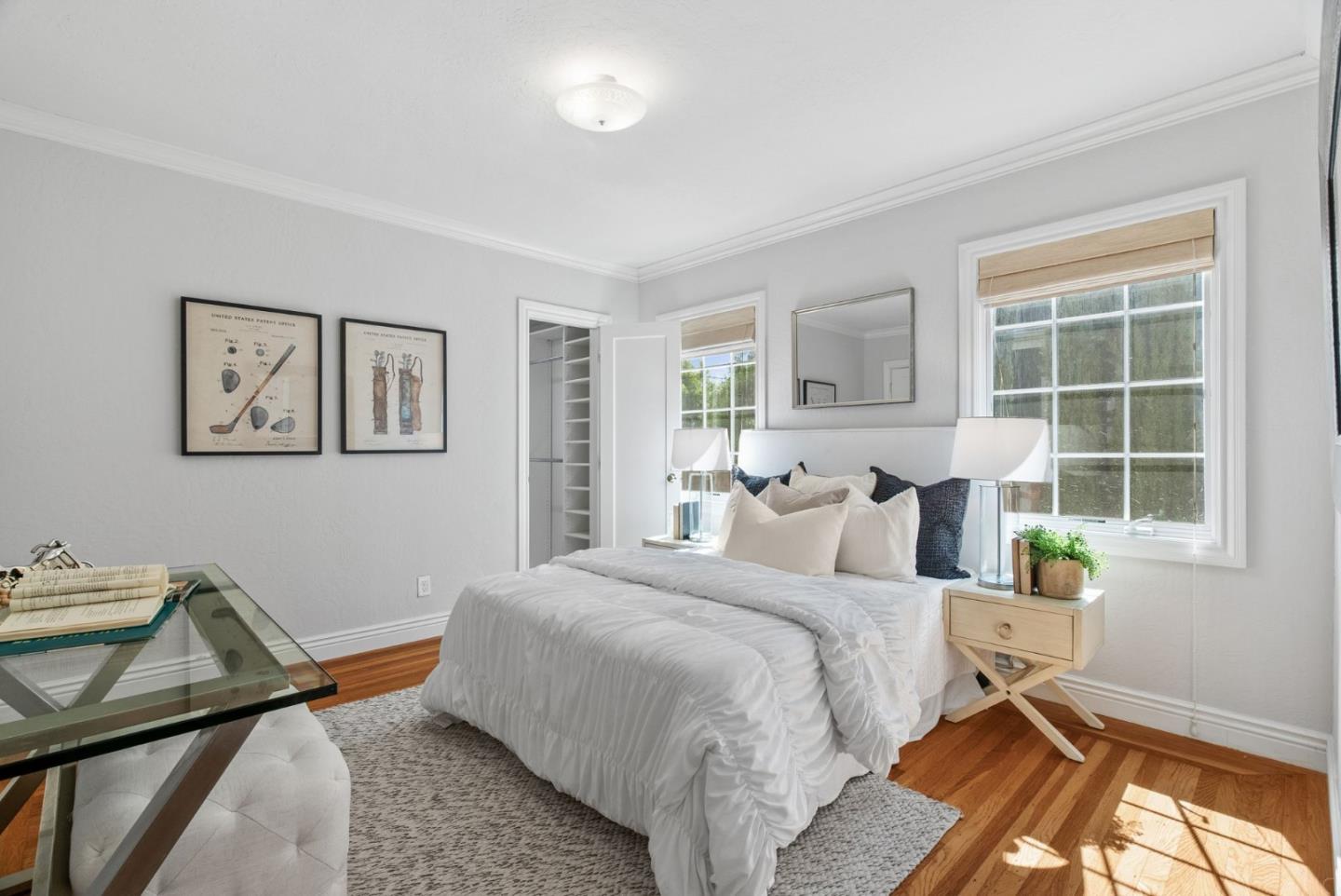 Detail Gallery Image 9 of 13 For 1021 Elm St, San Carlos,  CA 94070 - 3 Beds | 2/1 Baths