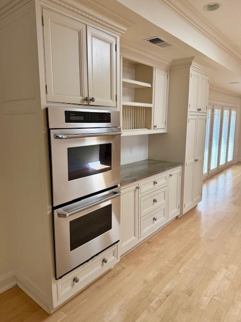 Detail Gallery Image 11 of 24 For 124 Lois Ln, Palo Alto,  CA 94303 - 4 Beds | 2/1 Baths