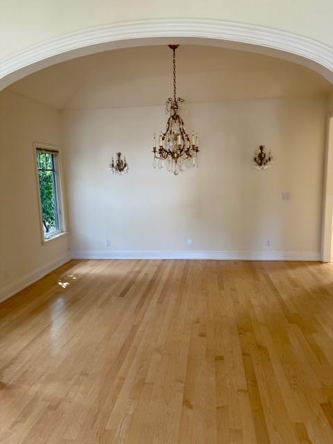 Detail Gallery Image 5 of 24 For 124 Lois Ln, Palo Alto,  CA 94303 - 4 Beds | 2/1 Baths
