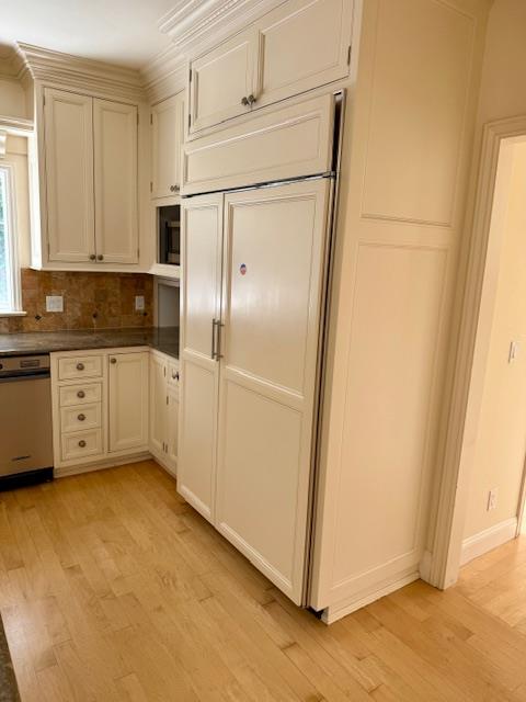 Detail Gallery Image 9 of 24 For 124 Lois Ln, Palo Alto,  CA 94303 - 4 Beds | 2/1 Baths