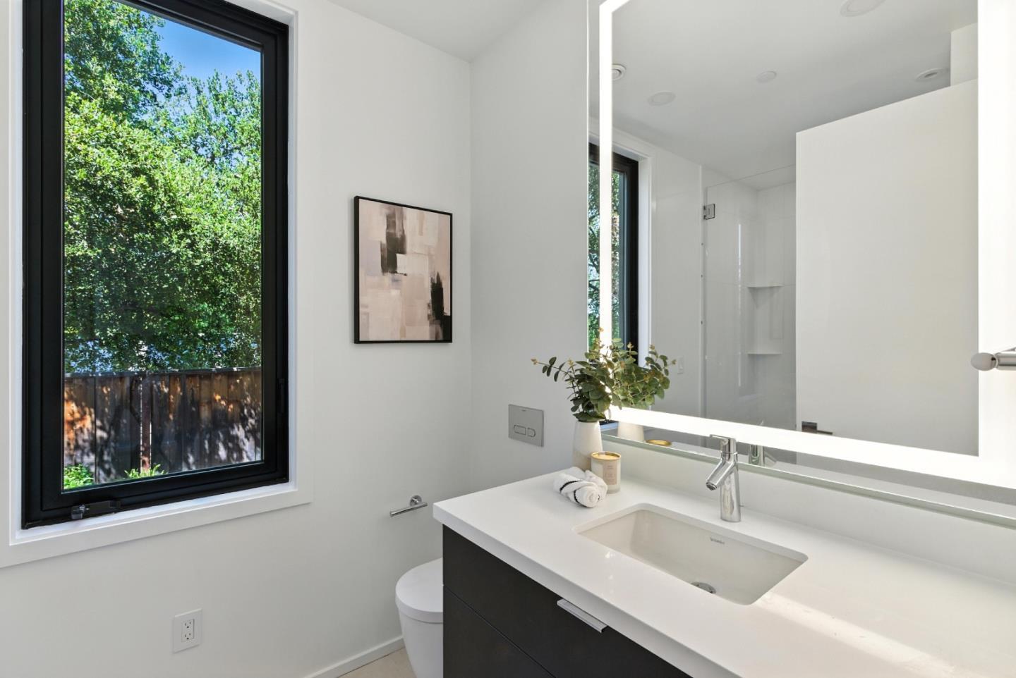 Detail Gallery Image 16 of 51 For 369 La Cuesta Dr, Menlo Park,  CA 94028 - 5 Beds | 3 Baths