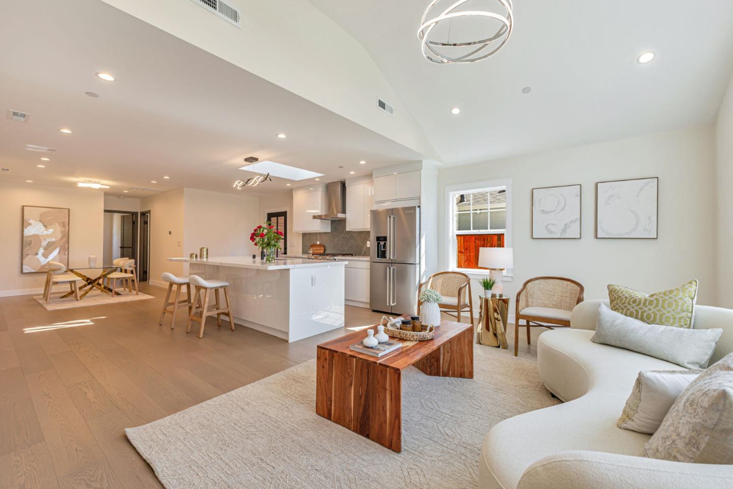 Detail Gallery Image 11 of 43 For 529 Hobart Ave, San Mateo,  CA 94402 - 4 Beds | 3 Baths