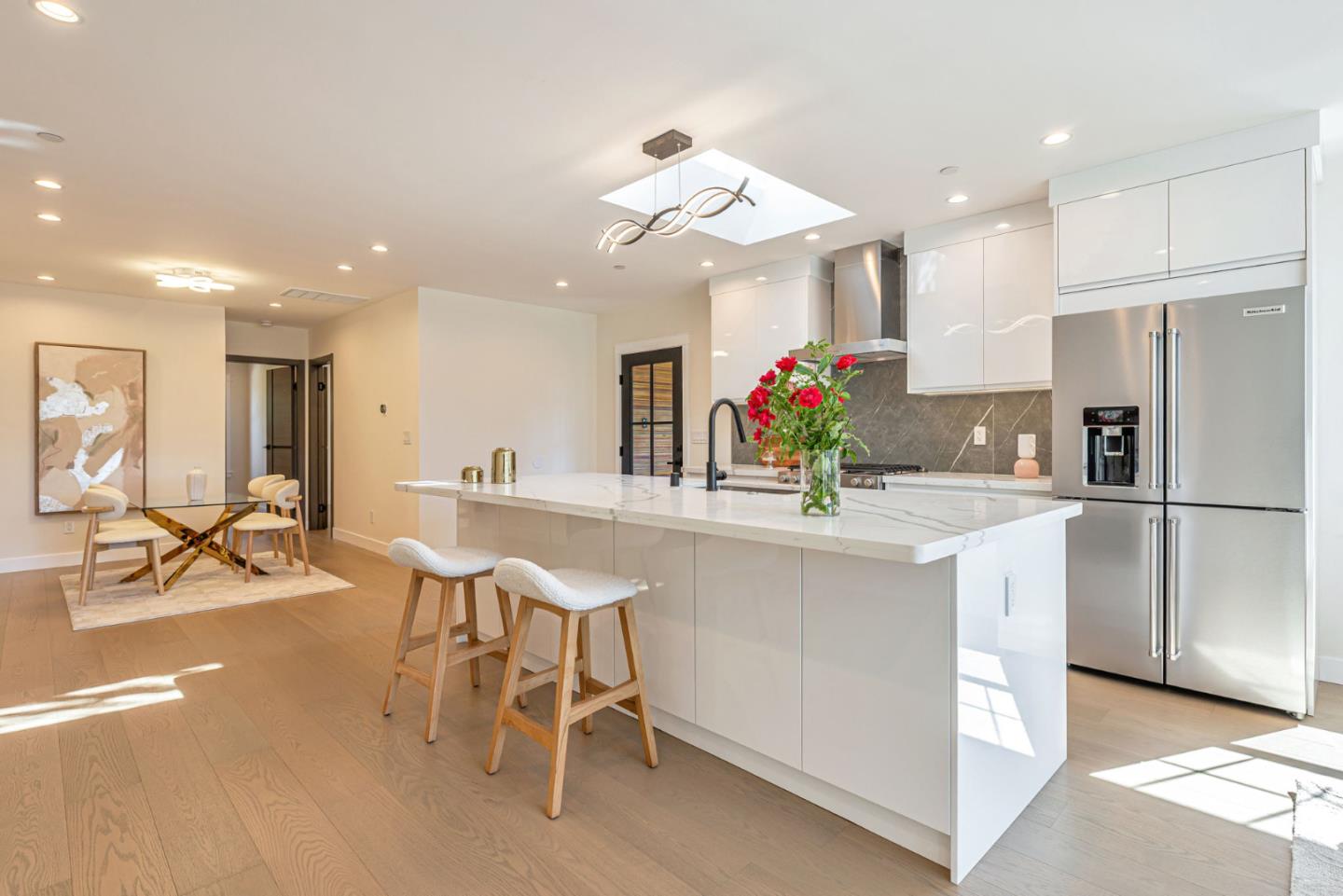 Detail Gallery Image 12 of 43 For 529 Hobart Ave, San Mateo,  CA 94402 - 4 Beds | 3 Baths