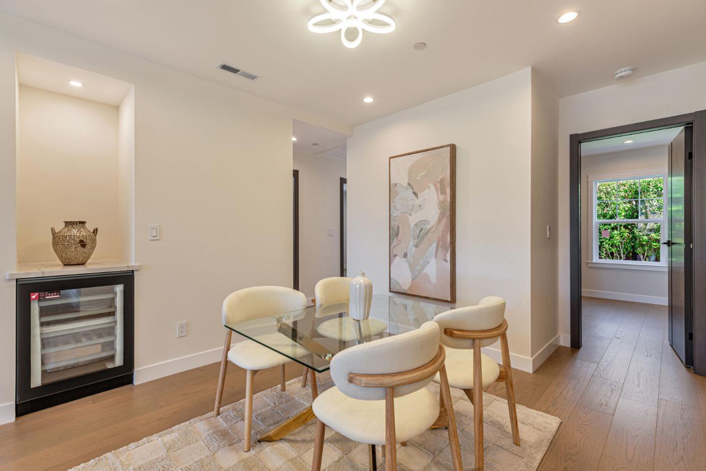 Detail Gallery Image 17 of 43 For 529 Hobart Ave, San Mateo,  CA 94402 - 4 Beds | 3 Baths