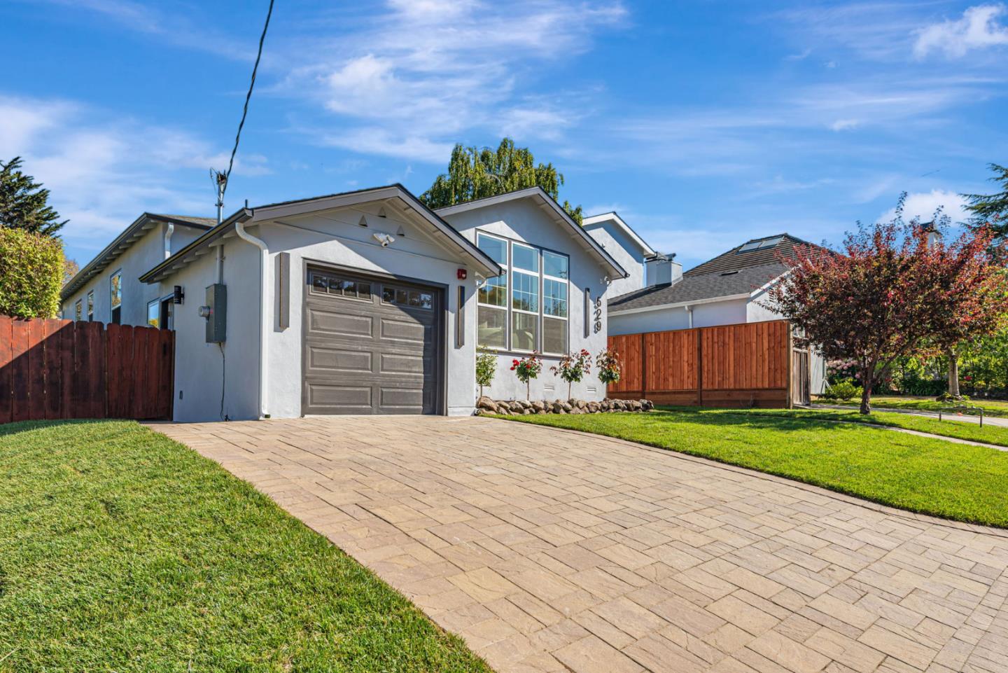 Detail Gallery Image 3 of 43 For 529 Hobart Ave, San Mateo,  CA 94402 - 4 Beds | 3 Baths