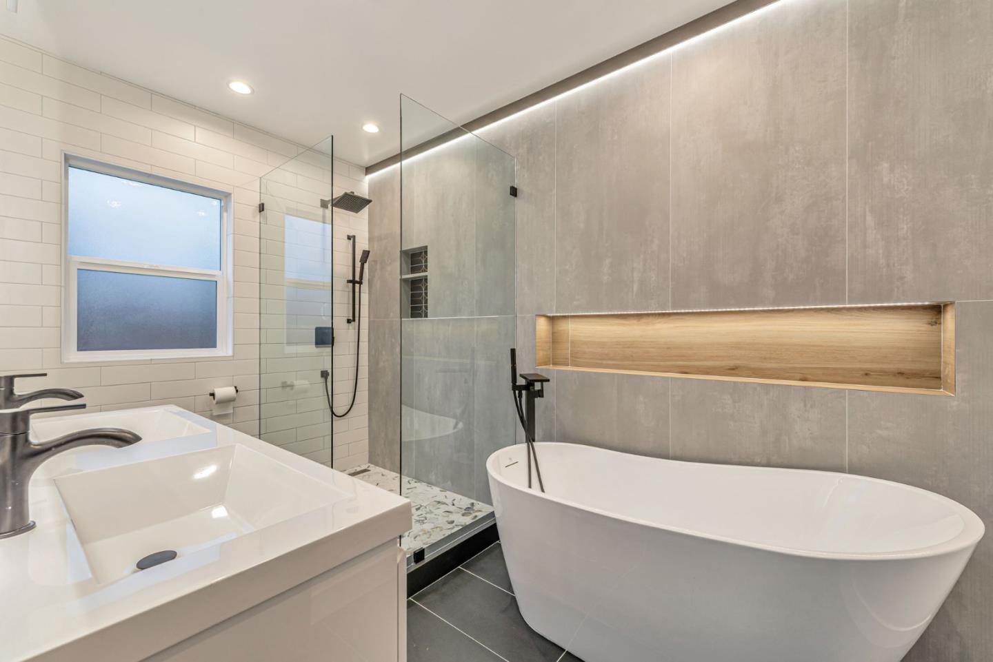 Detail Gallery Image 31 of 43 For 529 Hobart Ave, San Mateo,  CA 94402 - 4 Beds | 3 Baths
