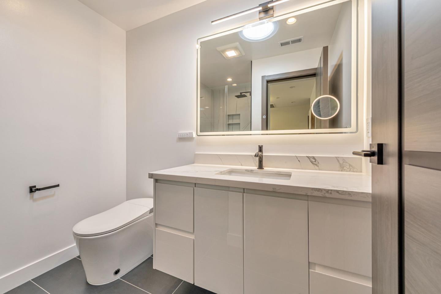Detail Gallery Image 34 of 43 For 529 Hobart Ave, San Mateo,  CA 94402 - 4 Beds | 3 Baths