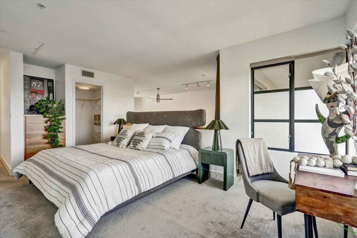 Detail Gallery Image 27 of 35 For 350 E Mission St #211,  San Jose,  CA 95112 - 1 Beds | 1/1 Baths