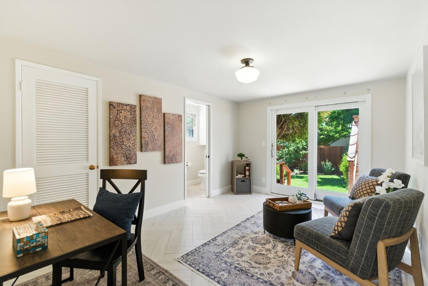Detail Gallery Image 17 of 33 For 513 Castilian Way, San Mateo,  CA 94402 - 3 Beds | 2 Baths