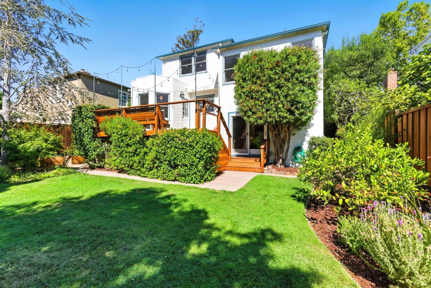 Detail Gallery Image 21 of 33 For 513 Castilian Way, San Mateo,  CA 94402 - 3 Beds | 2 Baths