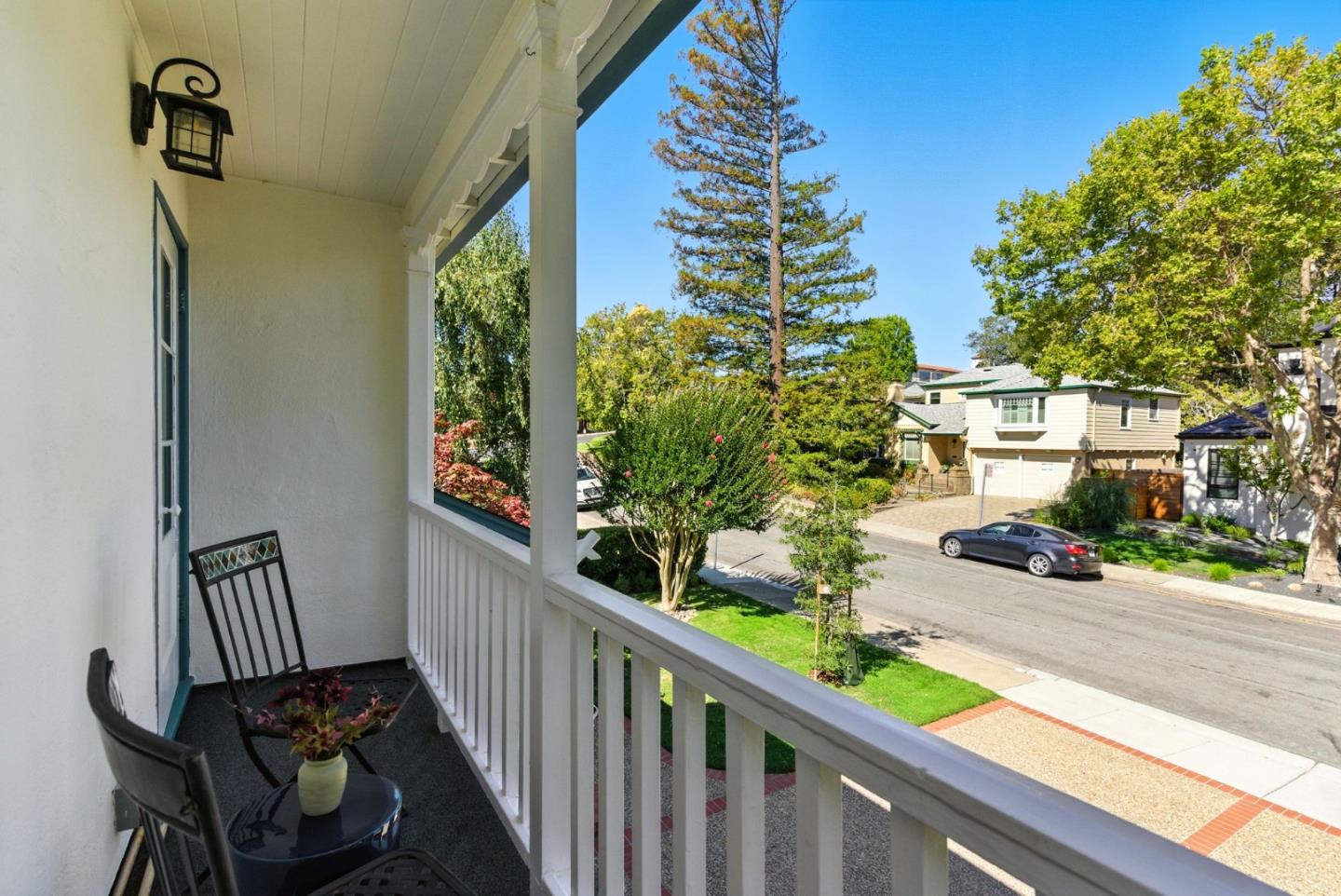 Detail Gallery Image 25 of 33 For 513 Castilian Way, San Mateo,  CA 94402 - 3 Beds | 2 Baths