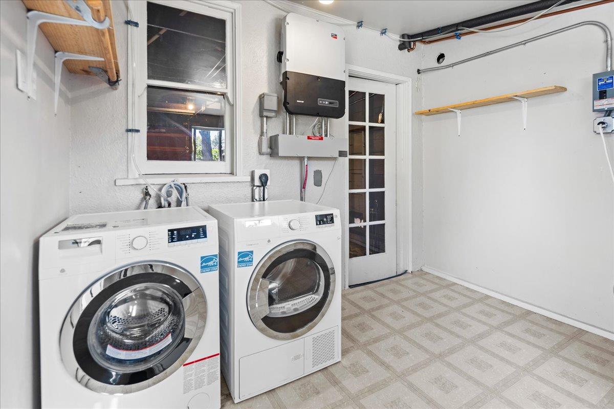 Detail Gallery Image 9 of 18 For 820 Eighth Ave, Redwood City,  CA 94063 - 2 Beds | 1 Baths