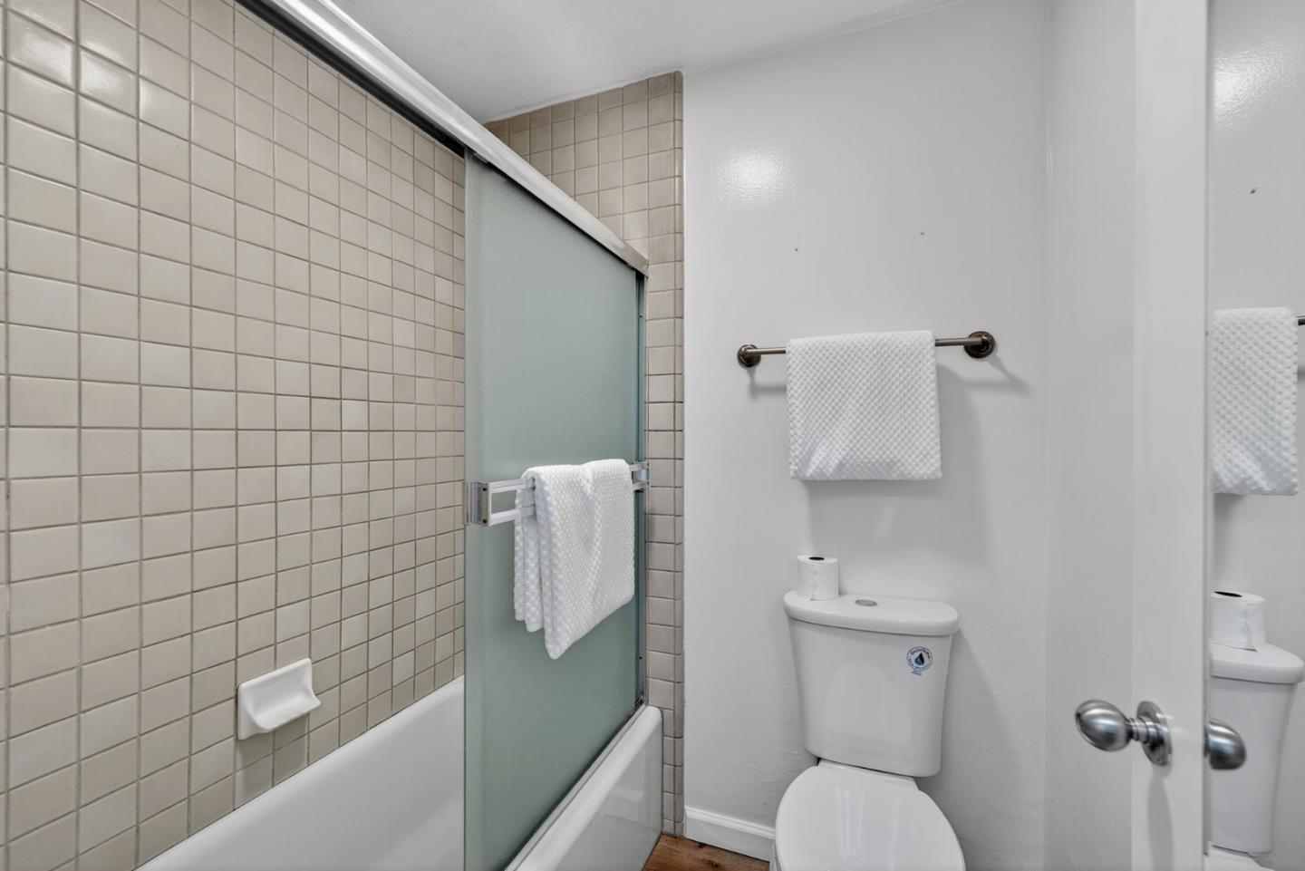 Detail Gallery Image 26 of 61 For 15098 Elm Park, Monte Sereno,  CA 95030 - 4 Beds | 2/1 Baths