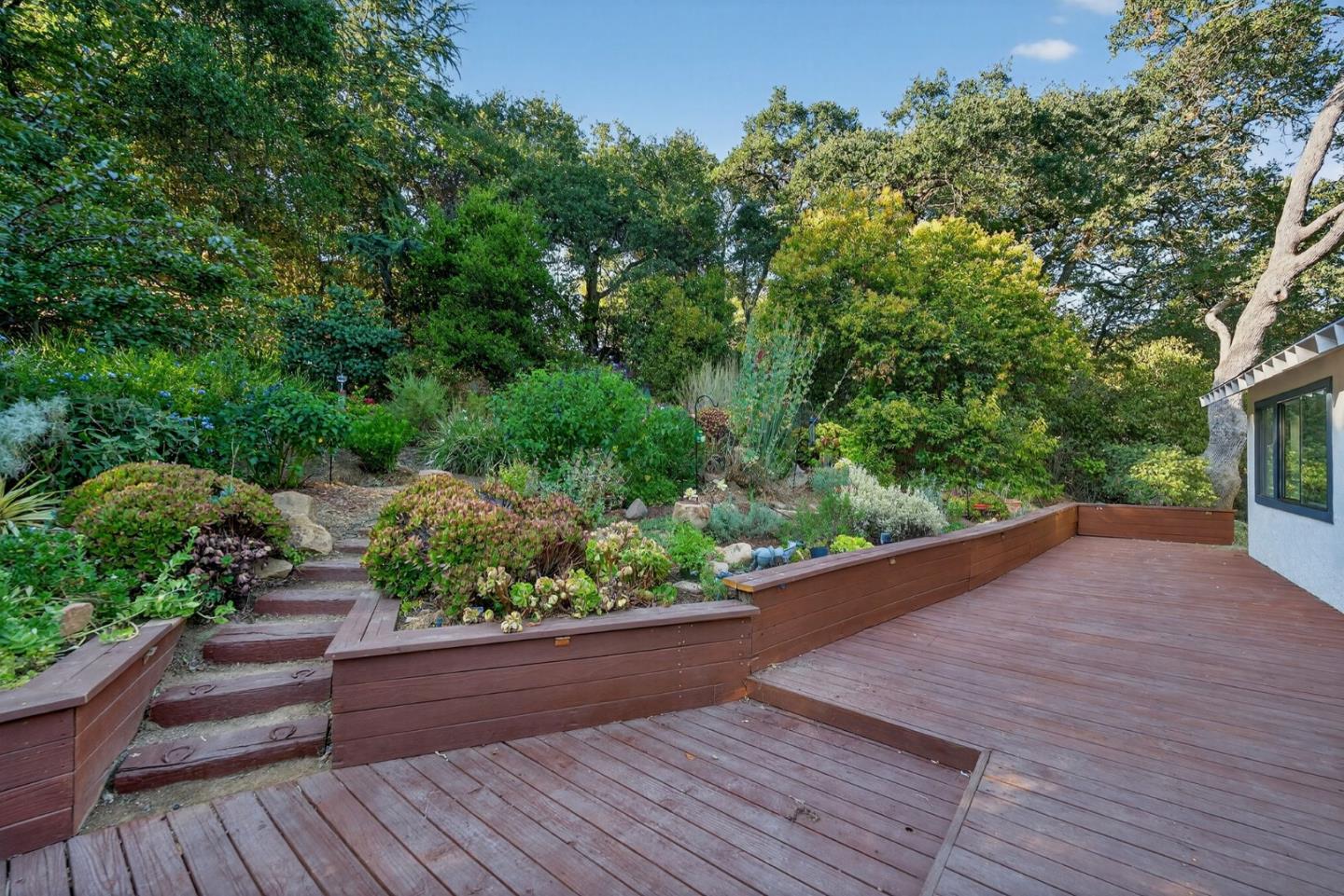 Detail Gallery Image 39 of 61 For 15098 Elm Park, Monte Sereno,  CA 95030 - 4 Beds | 2/1 Baths