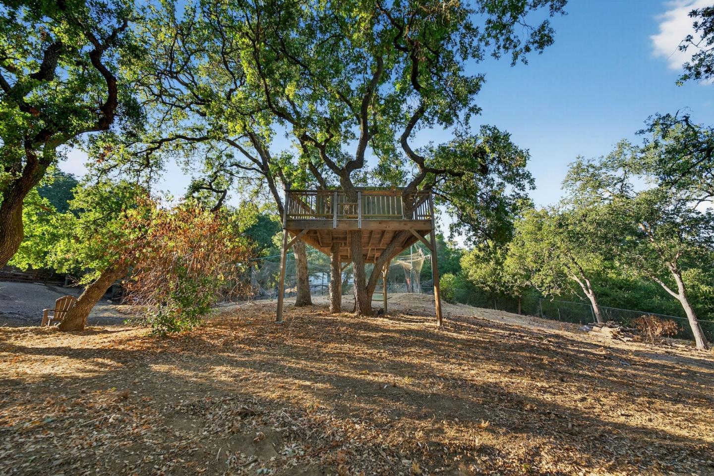 Detail Gallery Image 48 of 61 For 15098 Elm Park, Monte Sereno,  CA 95030 - 4 Beds | 2/1 Baths
