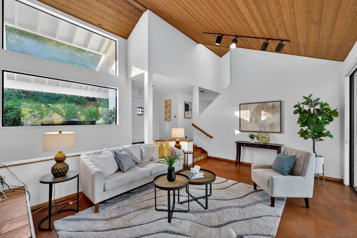Detail Gallery Image 5 of 61 For 15098 Elm Park, Monte Sereno,  CA 95030 - 4 Beds | 2/1 Baths