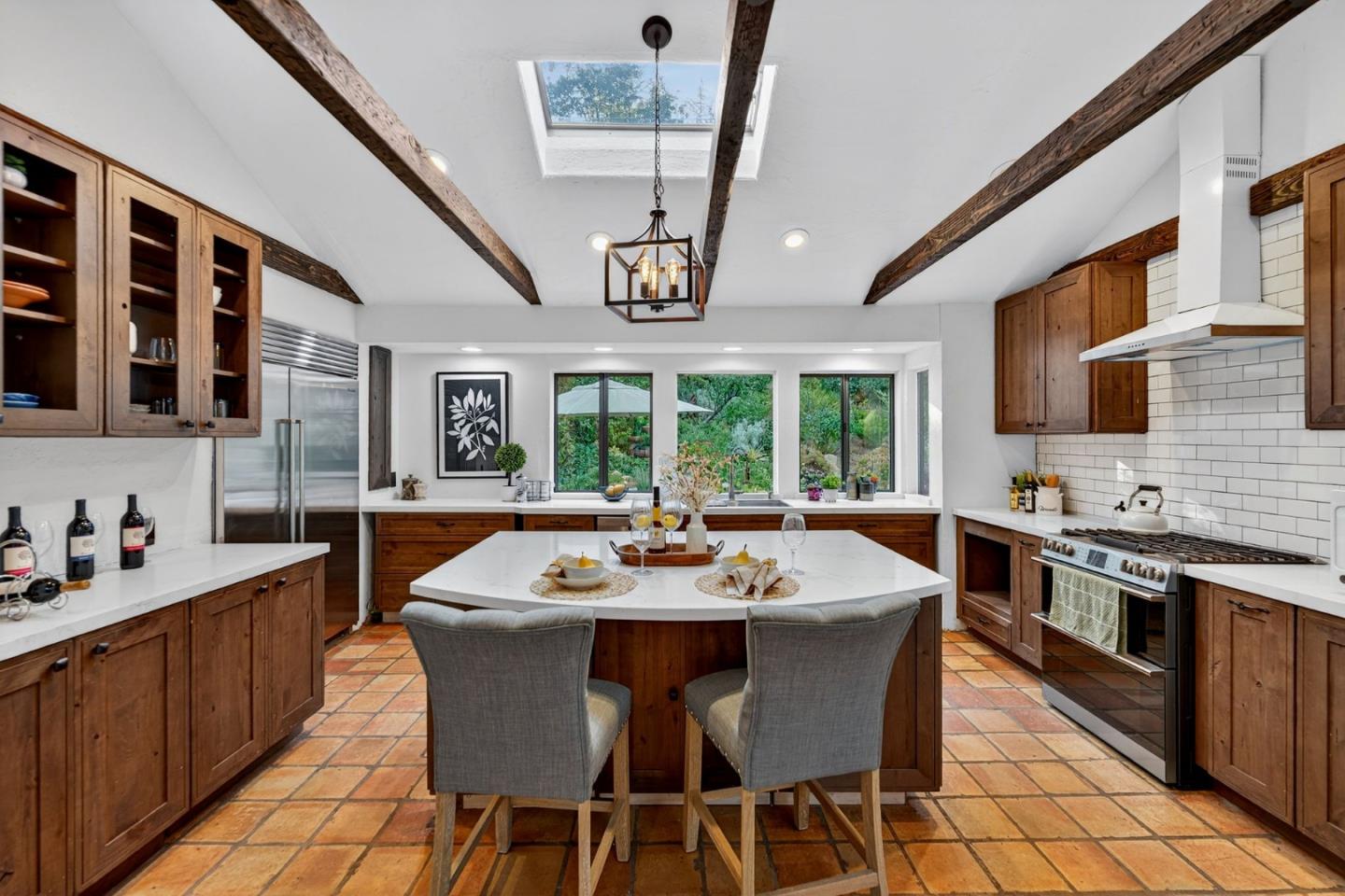 Detail Gallery Image 6 of 61 For 15098 Elm Park, Monte Sereno,  CA 95030 - 4 Beds | 2/1 Baths