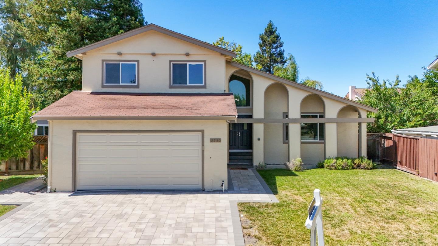 Detail Gallery Image 2 of 52 For 3530 Carlsbad Ct, Pleasanton,  CA 94588 - 3 Beds | 2/1 Baths