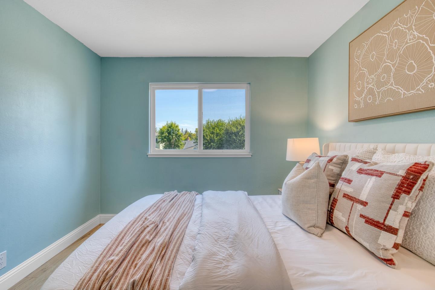 Detail Gallery Image 32 of 52 For 3530 Carlsbad Ct, Pleasanton,  CA 94588 - 3 Beds | 2/1 Baths