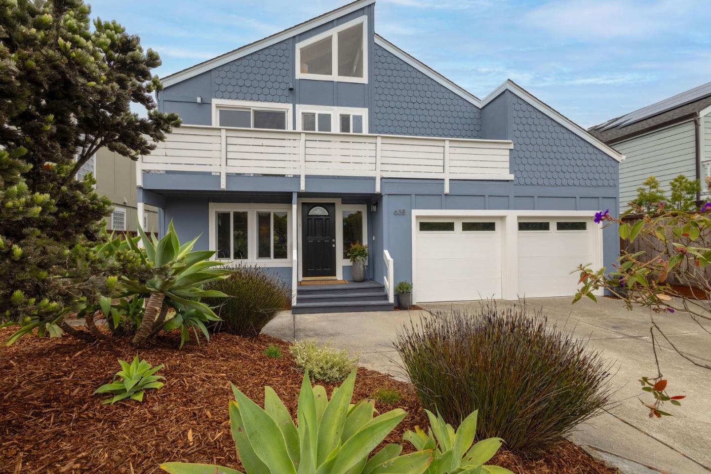 Detail Gallery Image 3 of 45 For 638 Alsace Lorraine Ave, Half Moon Bay,  CA 94019 - 3 Beds | 2 Baths