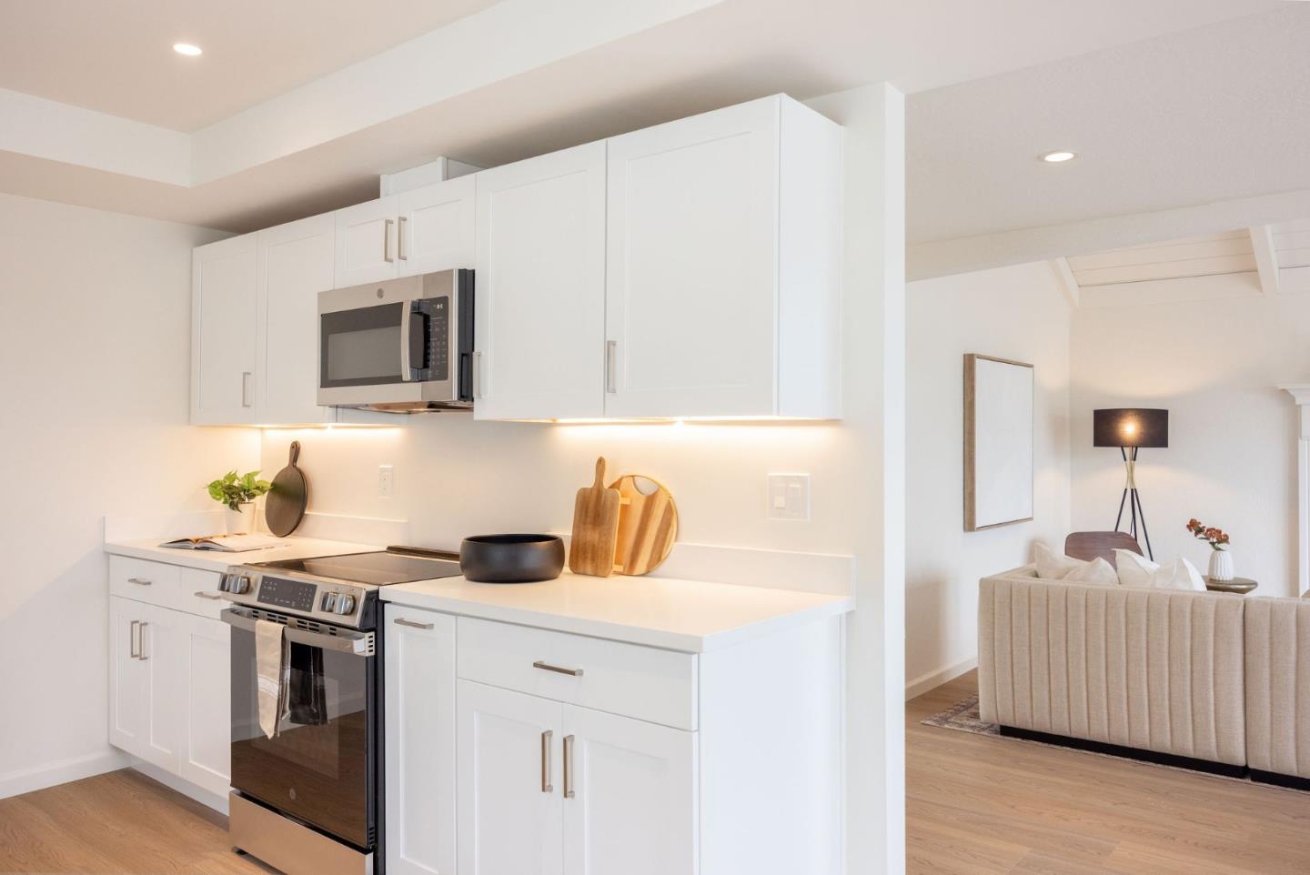 Detail Gallery Image 31 of 45 For 638 Alsace Lorraine Ave, Half Moon Bay,  CA 94019 - 3 Beds | 2 Baths