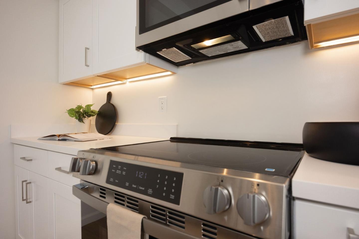 Detail Gallery Image 32 of 45 For 638 Alsace Lorraine Ave, Half Moon Bay,  CA 94019 - 3 Beds | 2 Baths