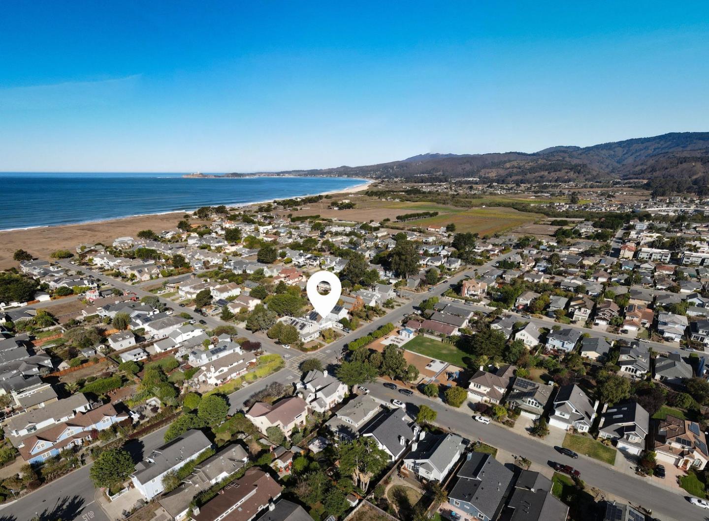 Detail Gallery Image 42 of 45 For 638 Alsace Lorraine Ave, Half Moon Bay,  CA 94019 - 3 Beds | 2 Baths