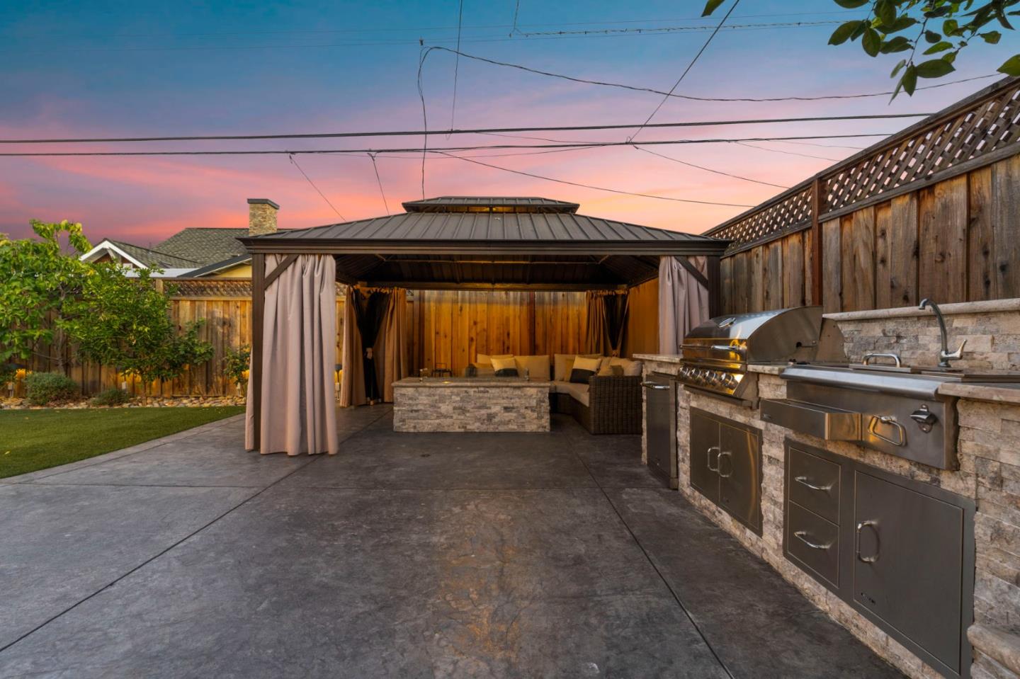 Detail Gallery Image 31 of 41 For 1422 Melwood Dr, San Jose,  CA 95118 - 3 Beds | 2 Baths