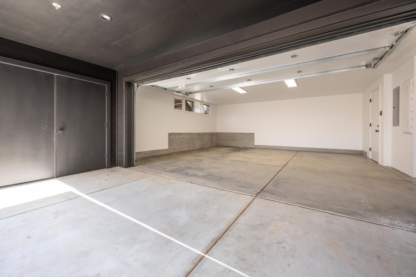 Detail Gallery Image 26 of 26 For 782 Elm St #C,  San Carlos,  CA 94070 - 4 Beds | 3/1 Baths