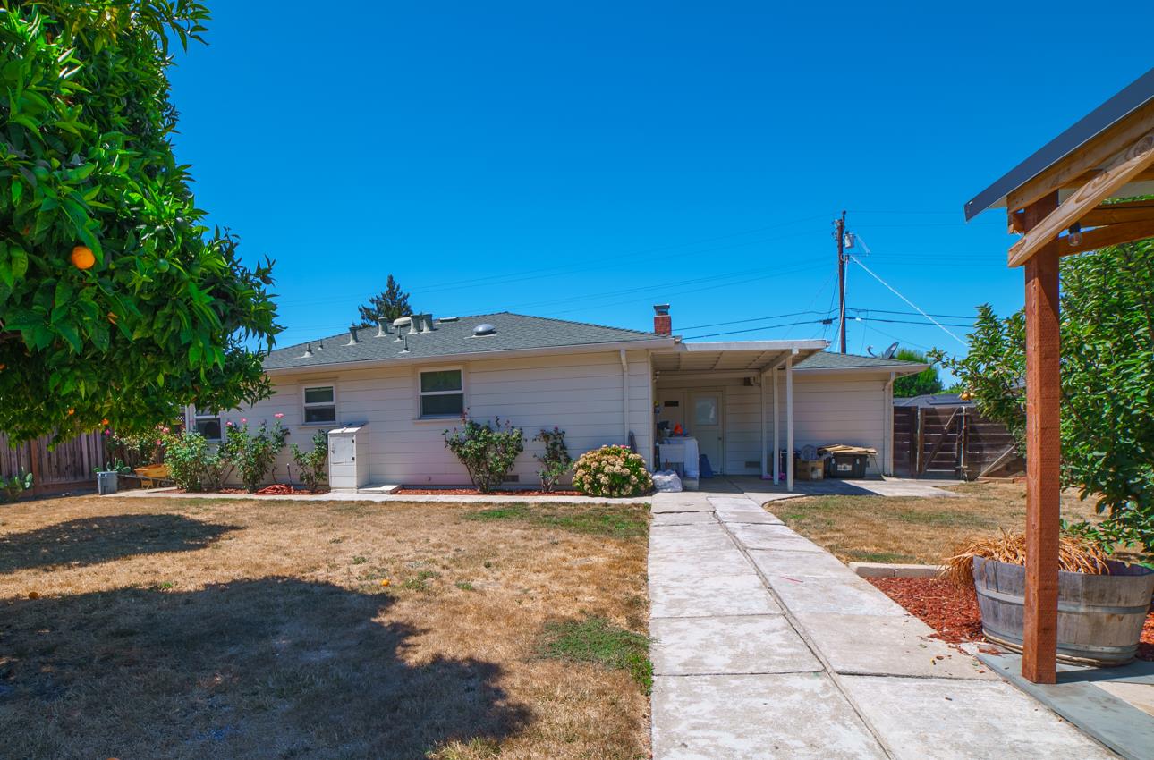 Detail Gallery Image 13 of 21 For 380 Fenley Ave, San Jose,  CA 95117 - 3 Beds | 1 Baths