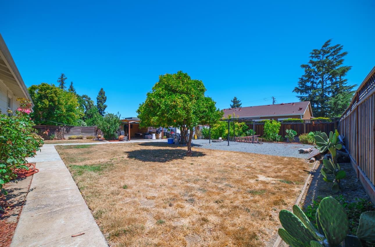 Detail Gallery Image 15 of 21 For 380 Fenley Ave, San Jose,  CA 95117 - 3 Beds | 1 Baths